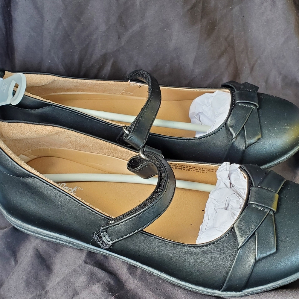 Girls Flats NWT